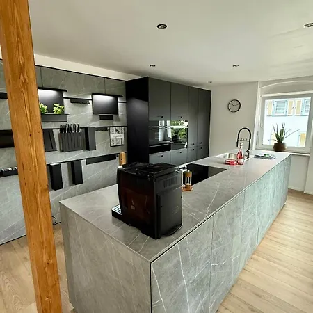 Lupi Grey - Stylish Und Luxury Apartamento