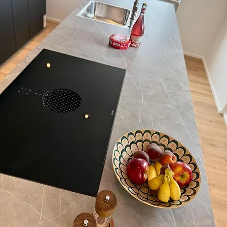 Lupi Grey - Stylish Und Luxury