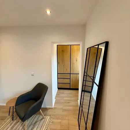 Lupi Grey - Stylish Und Luxury Buchen (Odenwald, Baden-Wurttemberg)